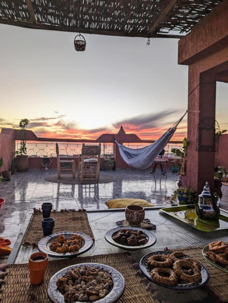 Wave Stay Hostel - Sea View Agadir Buitenkant foto